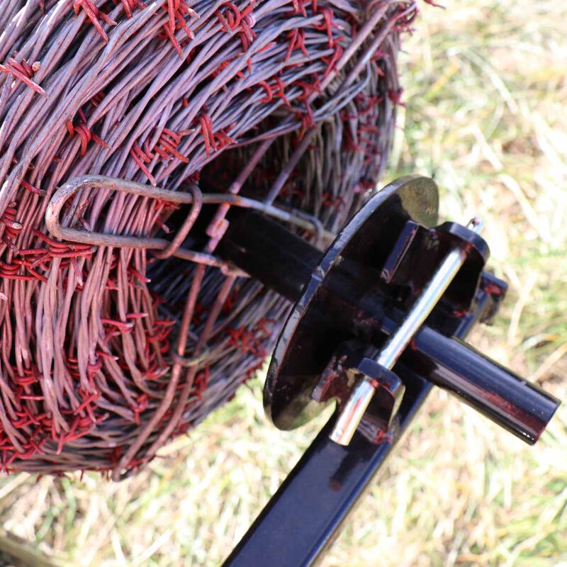 Hitch Mounted Barbed Wire Unroller