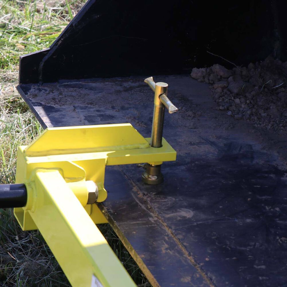 Clamp-On Bale Spear - Northstar Attachments